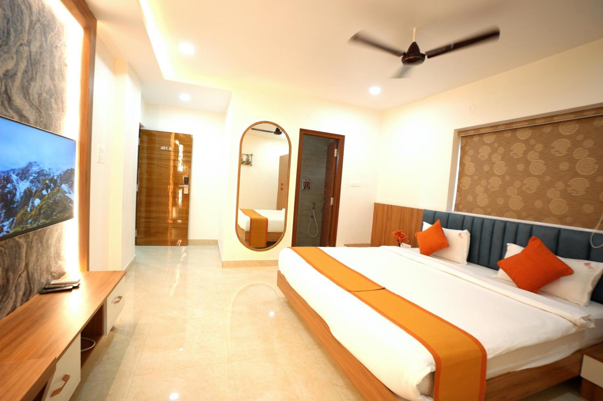 Viola Suites Haiderabad Buitenkant foto