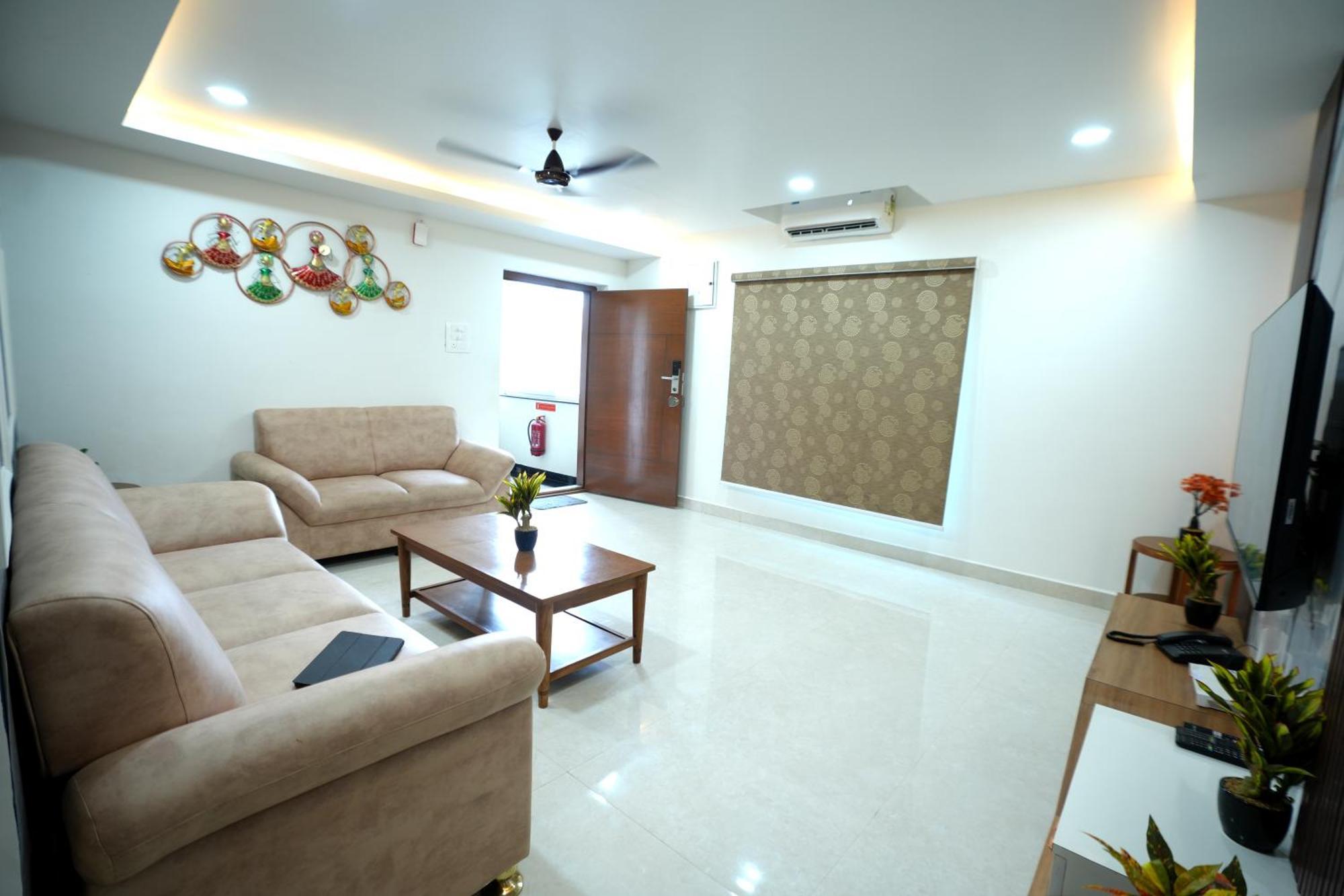Viola Suites Haiderabad Buitenkant foto