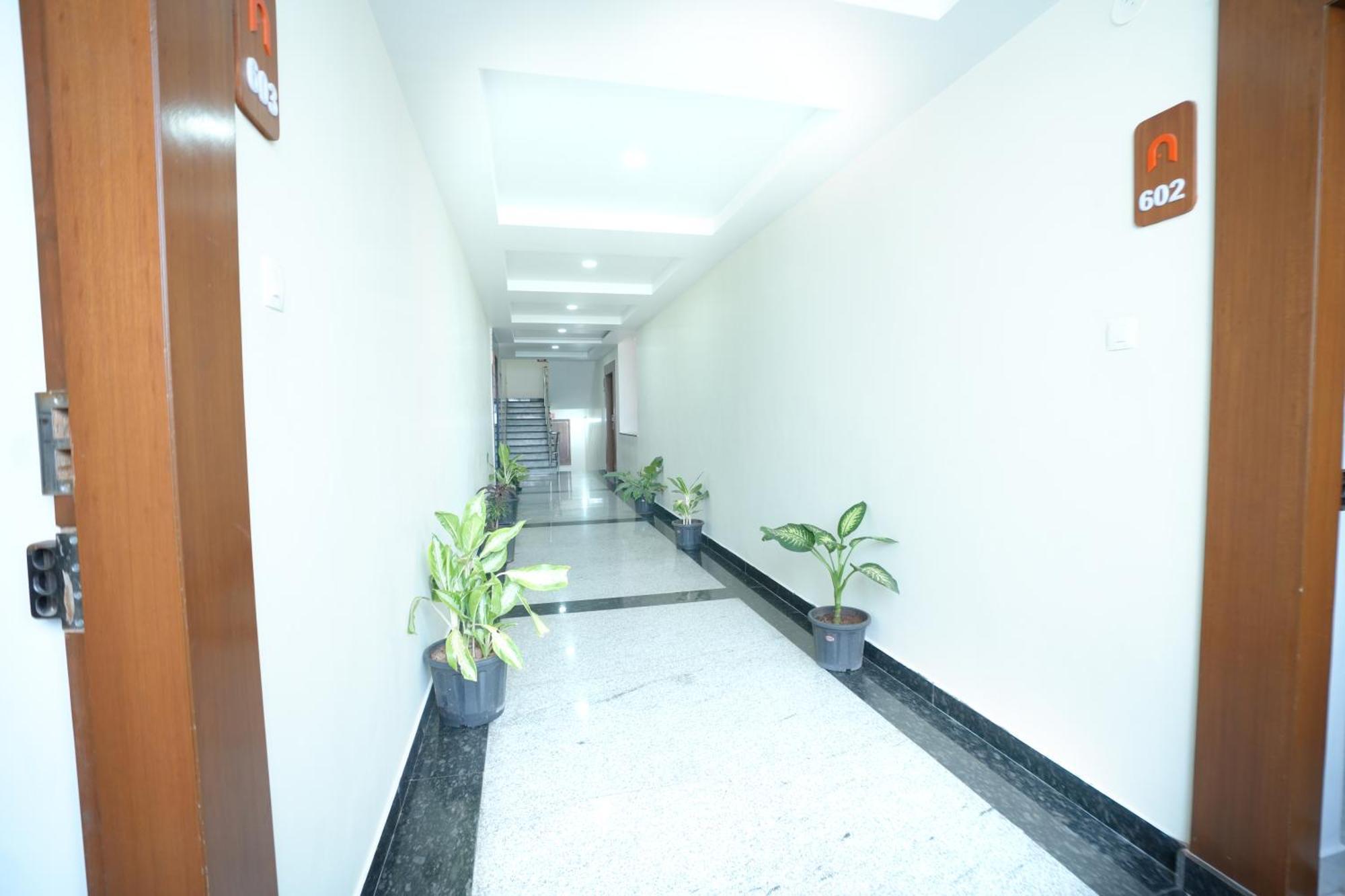 Viola Suites Haiderabad Buitenkant foto