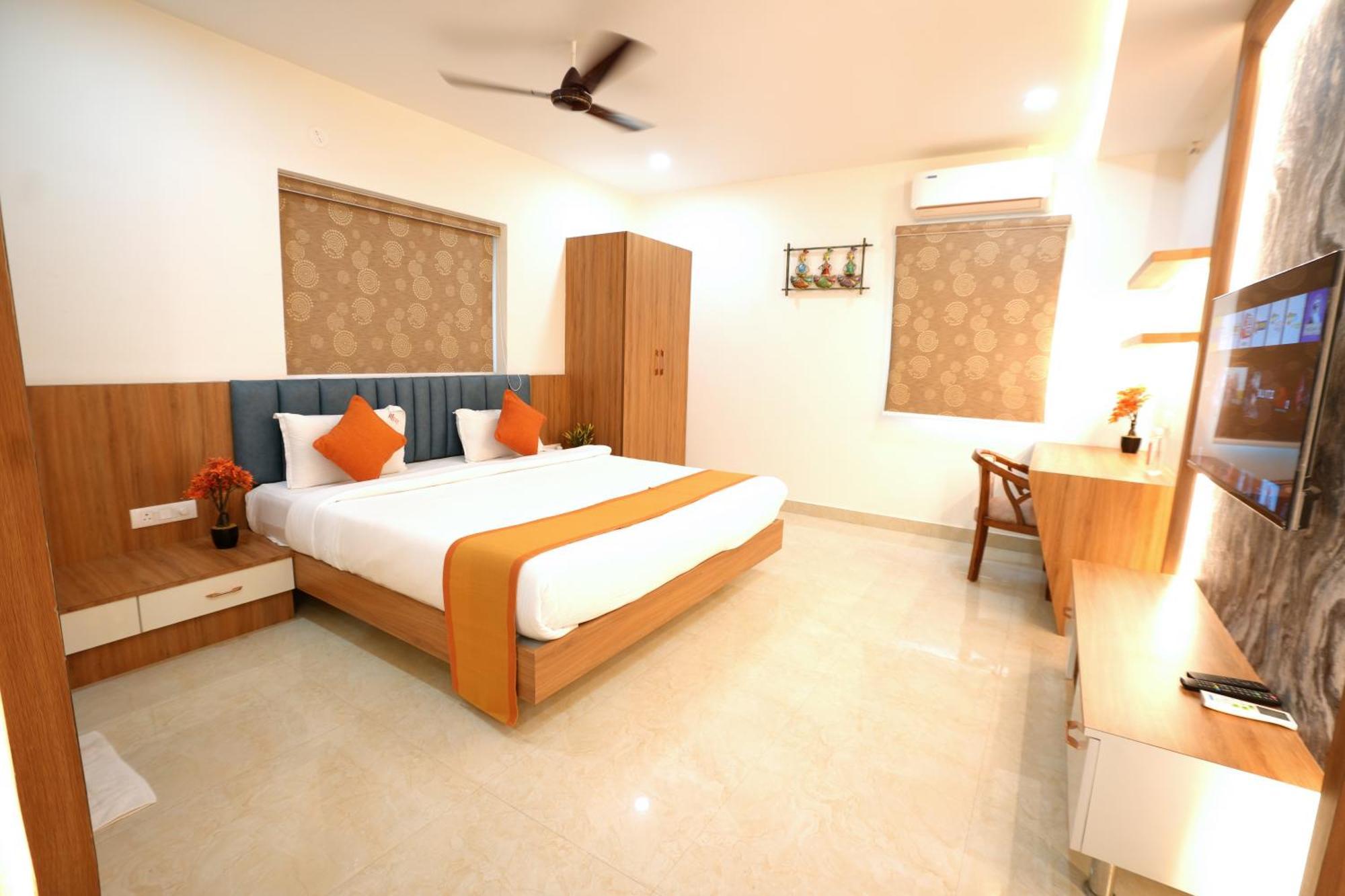 Viola Suites Haiderabad Buitenkant foto