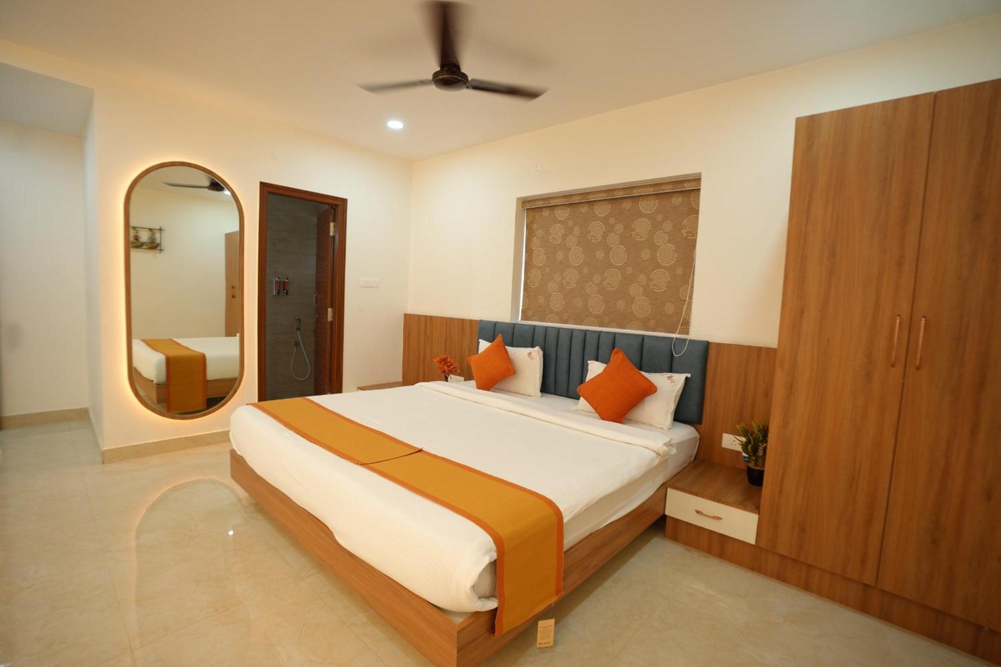 Viola Suites Haiderabad Buitenkant foto